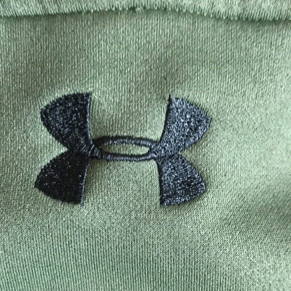 Under Armour-Loose-Green Hoodie- SM Loose - Picture 2 of 14